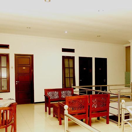 Oyo 350 D' Maktab Homestay Syariah 玛琅 外观 照片