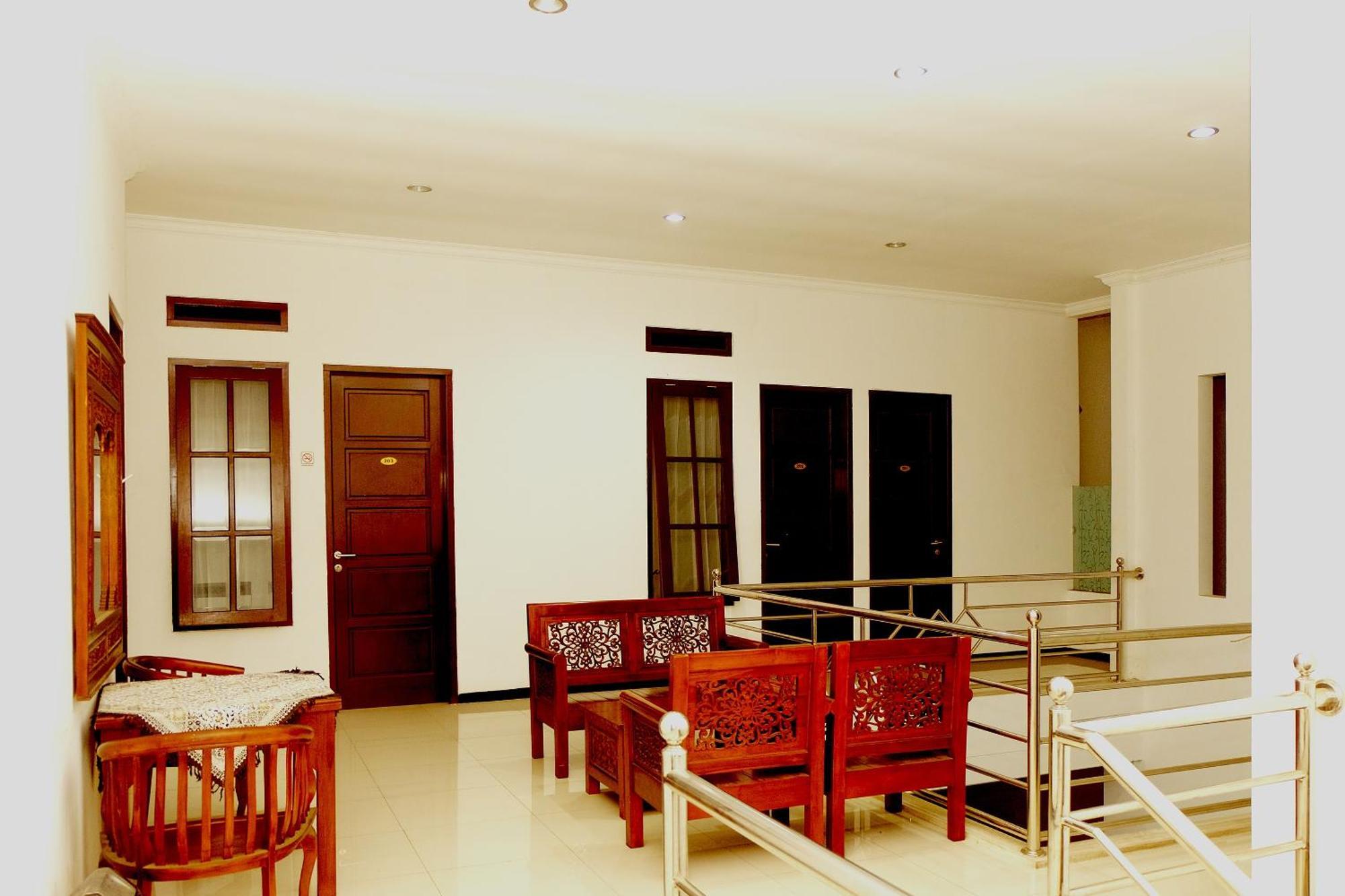Oyo 350 D' Maktab Homestay Syariah 玛琅 外观 照片