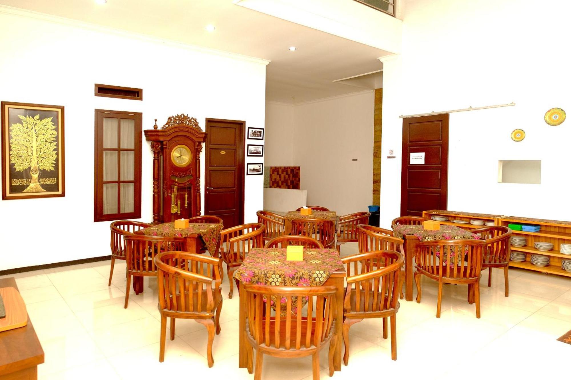 Oyo 350 D' Maktab Homestay Syariah 玛琅 外观 照片