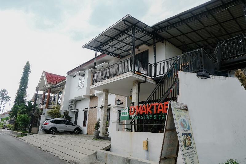 Oyo 350 D' Maktab Homestay Syariah 玛琅 外观 照片