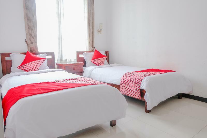 Oyo 350 D' Maktab Homestay Syariah 玛琅 外观 照片